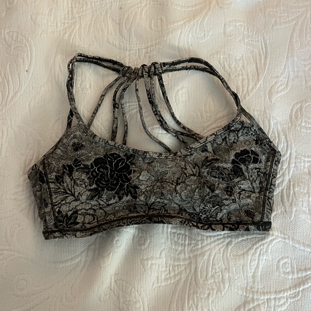 lululemon bra